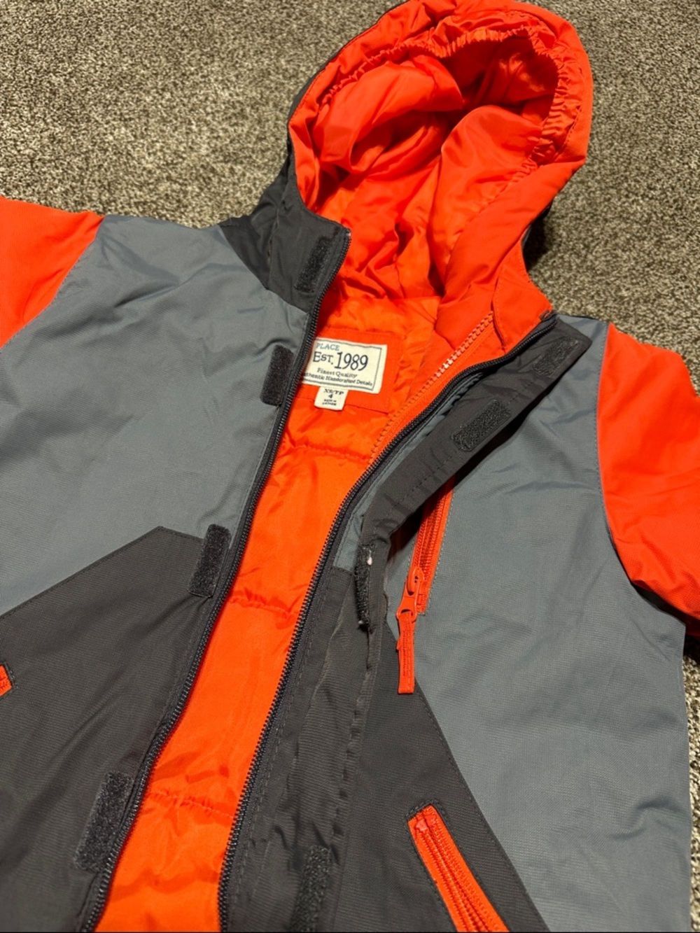 Children’s place snow jacket XS 4 winter hooded - Picture 4 of 8